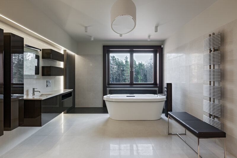 Luxus-Badezimmer 