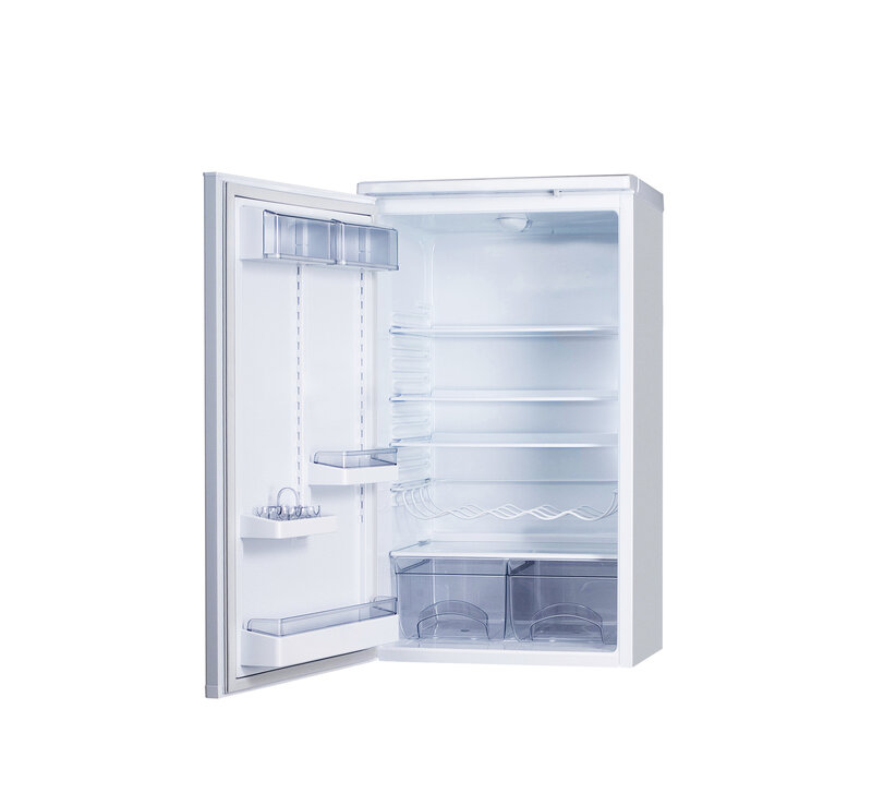geöffneter leerer Kühlschrank